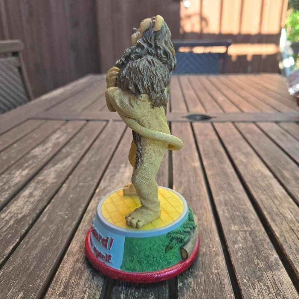 Vintage San Francisco Music Box Co Wizard of Oz Cowardly Lion Figurine - Picture 6 of 7